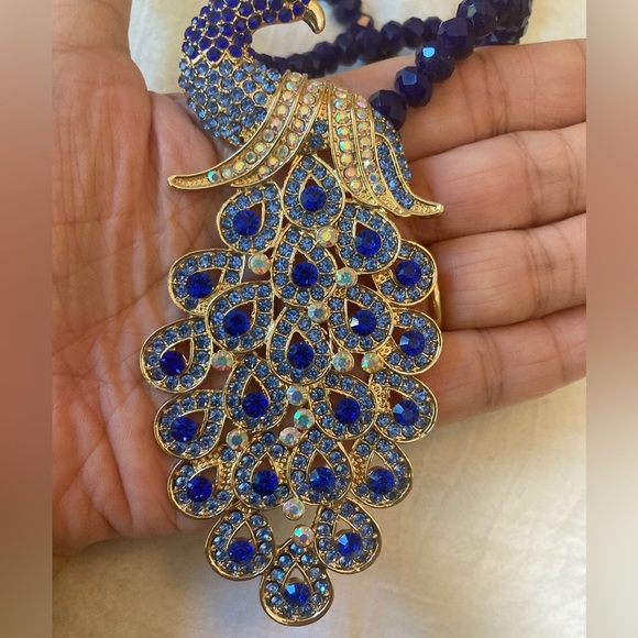 Eye Candy Jeweled Peacock Necklace with Blue Crystals New w/ Tags - Picture 3 of 14